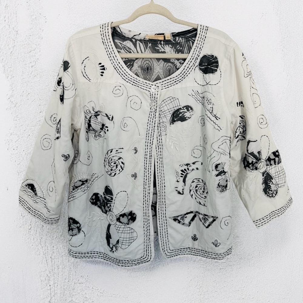 Choices Black & White Lined Jacket w/ Lace Overlays – Size L